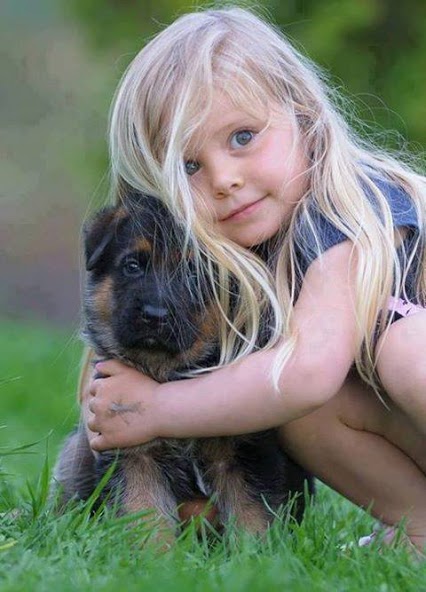 Chiot et enfant